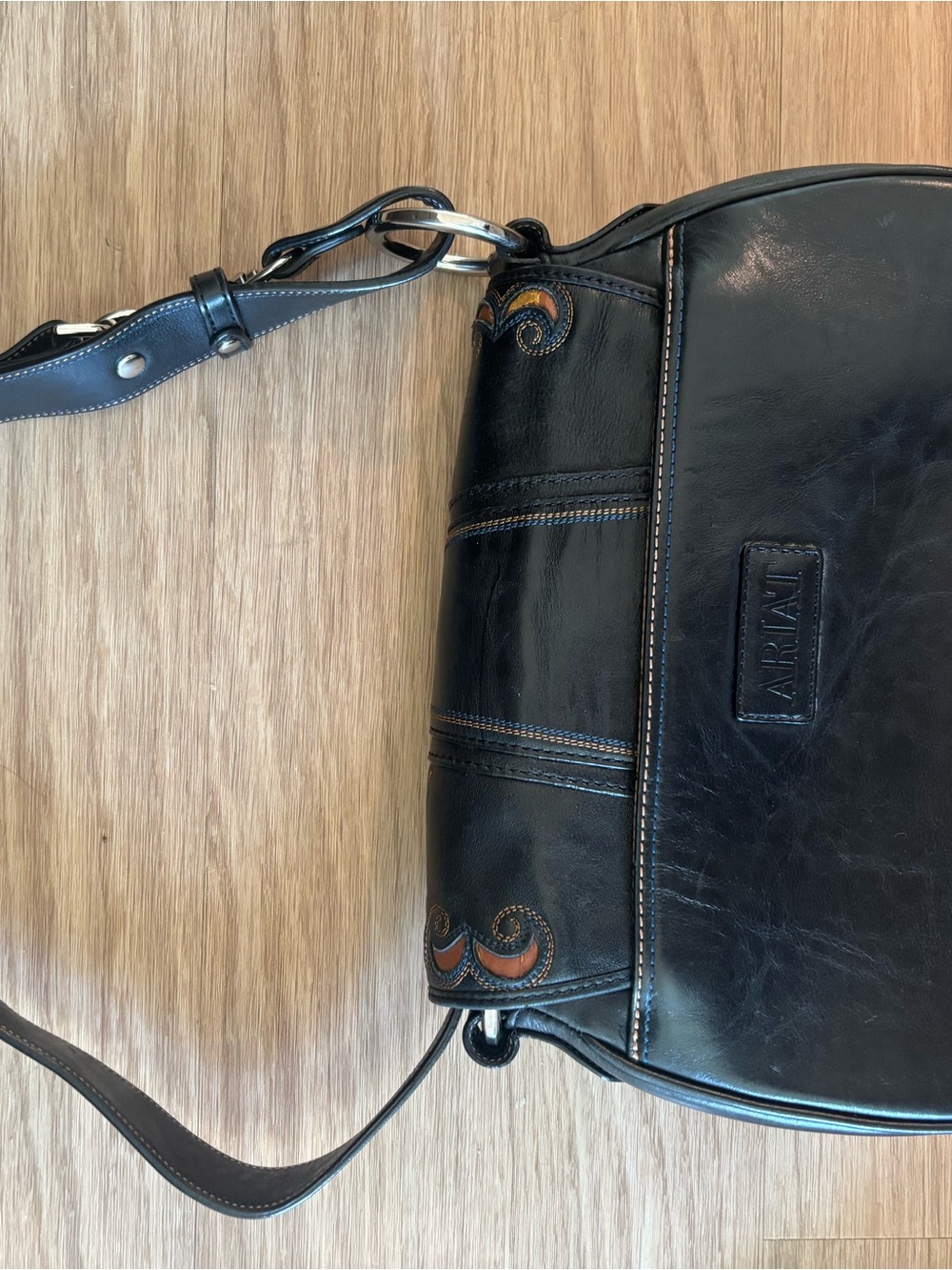 Ariat Black Leather Shoulder Bag with Brown Tooled Accents - Picture 7 of 8